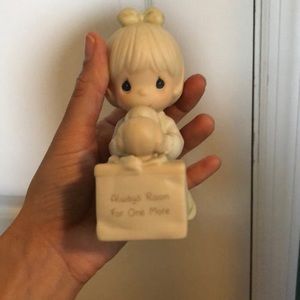 Precious Moments  Puppy Bundle